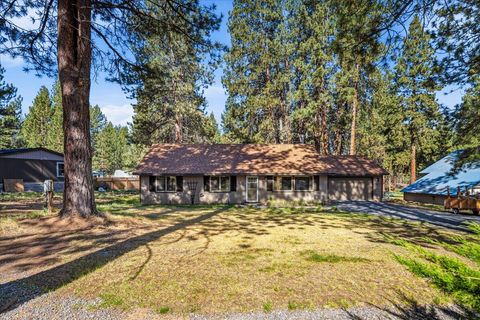 Tiny photo for 59665 Cheyenne Road, Bend, OR 97702 (MLS # 220221312)