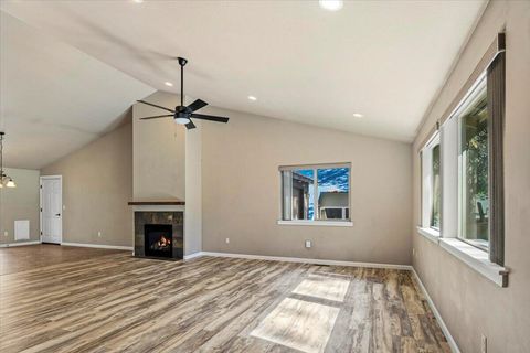 Tiny photo for 59665 Cheyenne Road, Bend, OR 97702 (MLS # 220221312)
