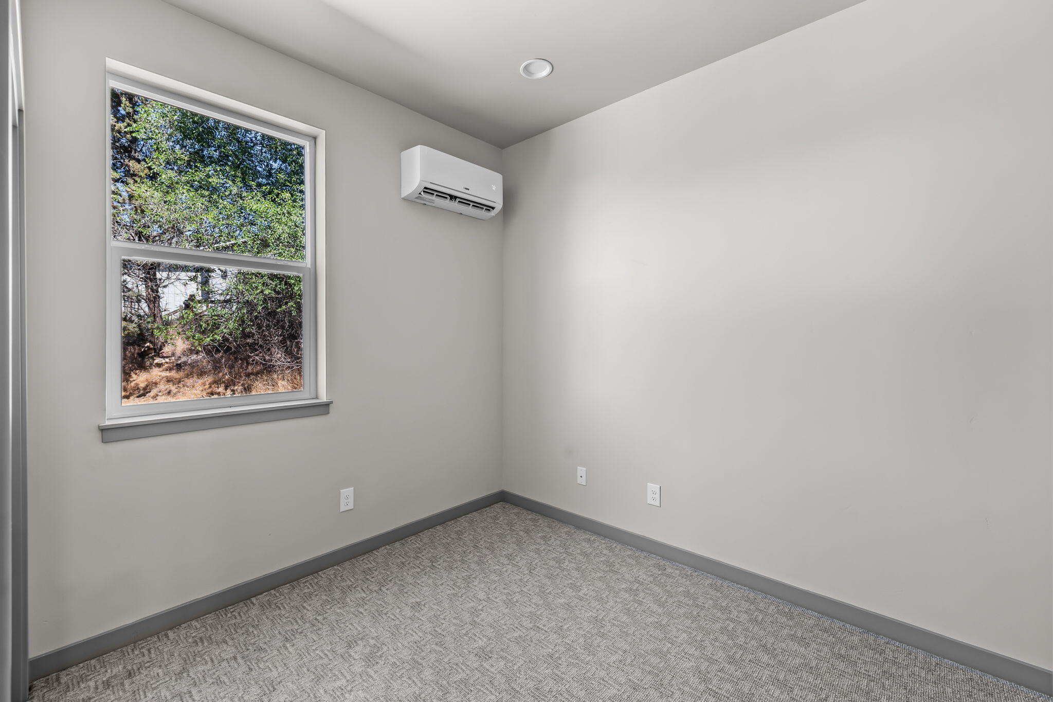 Golden Horseshoe - Residential