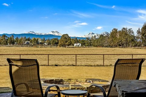Tiny photo for 64146 Pioneer Loop, Bend, OR 97701 (MLS # 220217337)