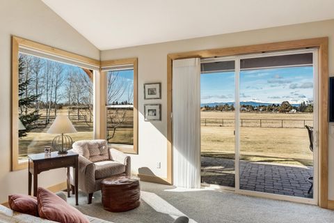 Tiny photo for 64146 Pioneer Loop, Bend, OR 97701 (MLS # 220217337)