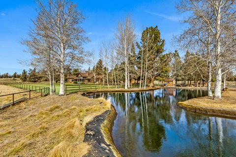 Tiny photo for 64146 Pioneer Loop, Bend, OR 97701 (MLS # 220217337)
