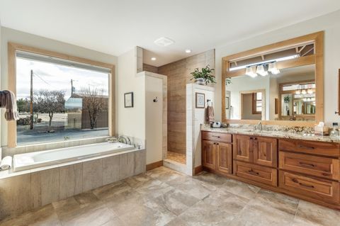 Tiny photo for 64146 Pioneer Loop, Bend, OR 97701 (MLS # 220217337)