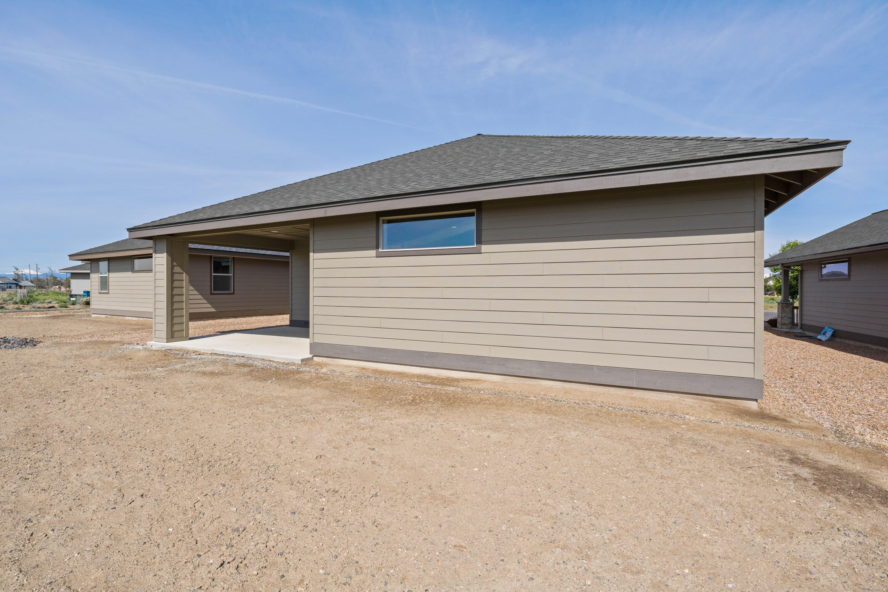 2528 NW Redwood Circle 14