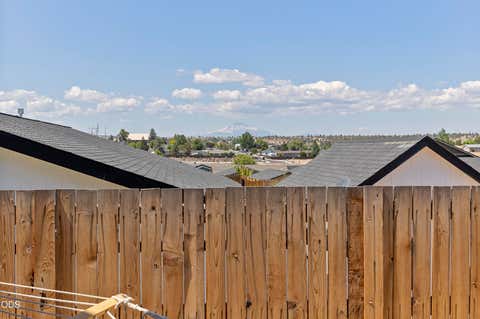 Tiny photo for 976 SE Maui Lane, Madras, OR 97741 (MLS # 220226126)