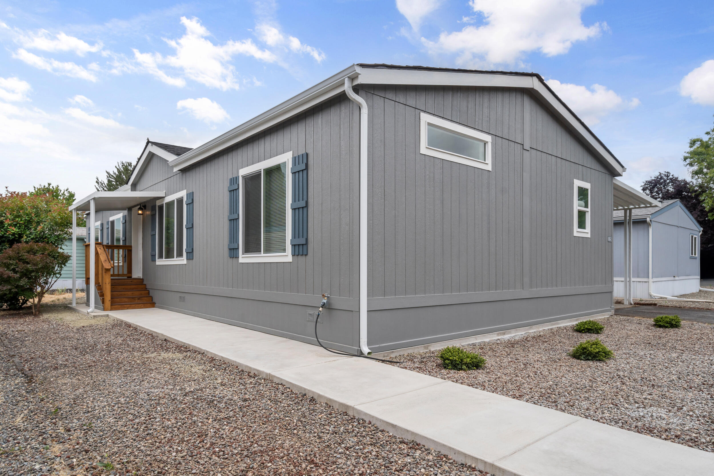 Rogue Lea Estates - Residential