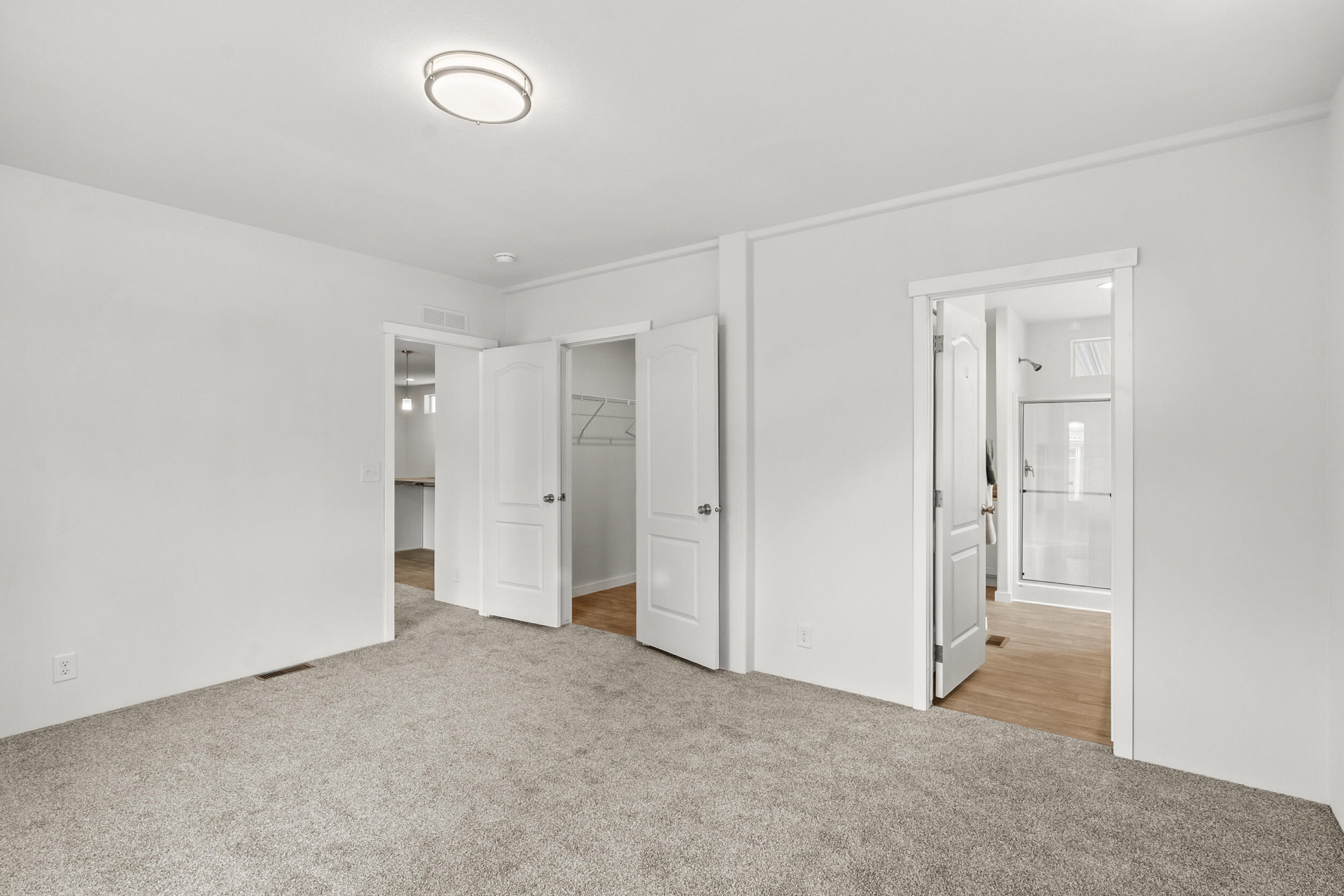 Rogue Lea Estates - Residential