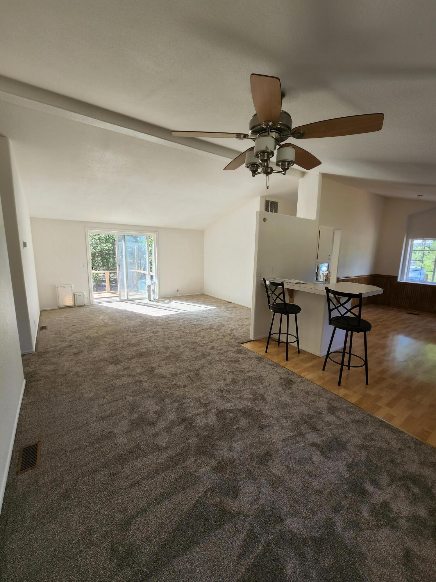 Round Lake Estates - Residential