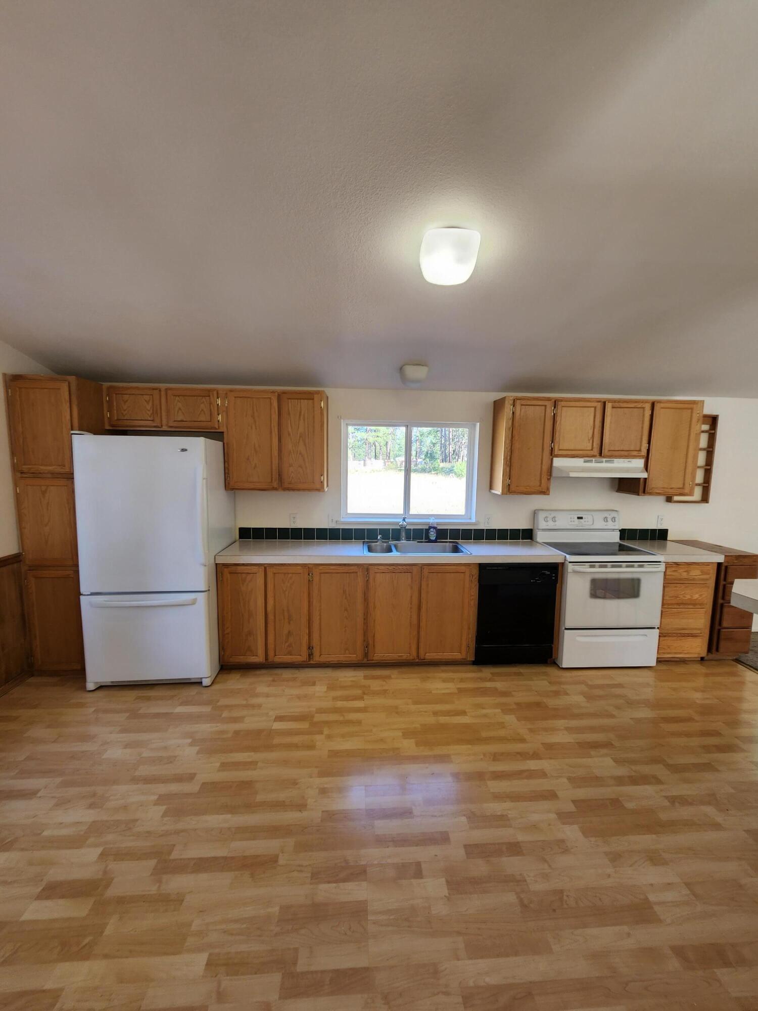 Round Lake Estates - Residential