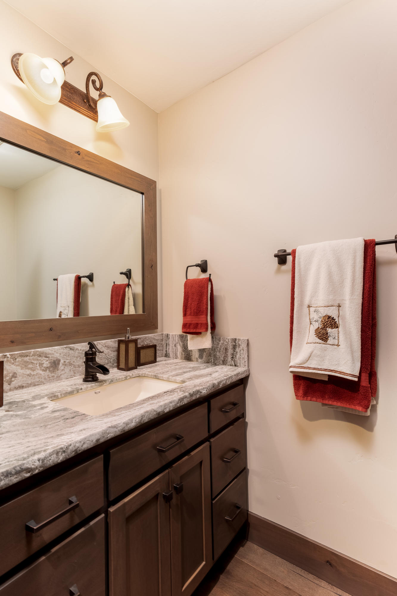 Fairway Point Villag - Residential