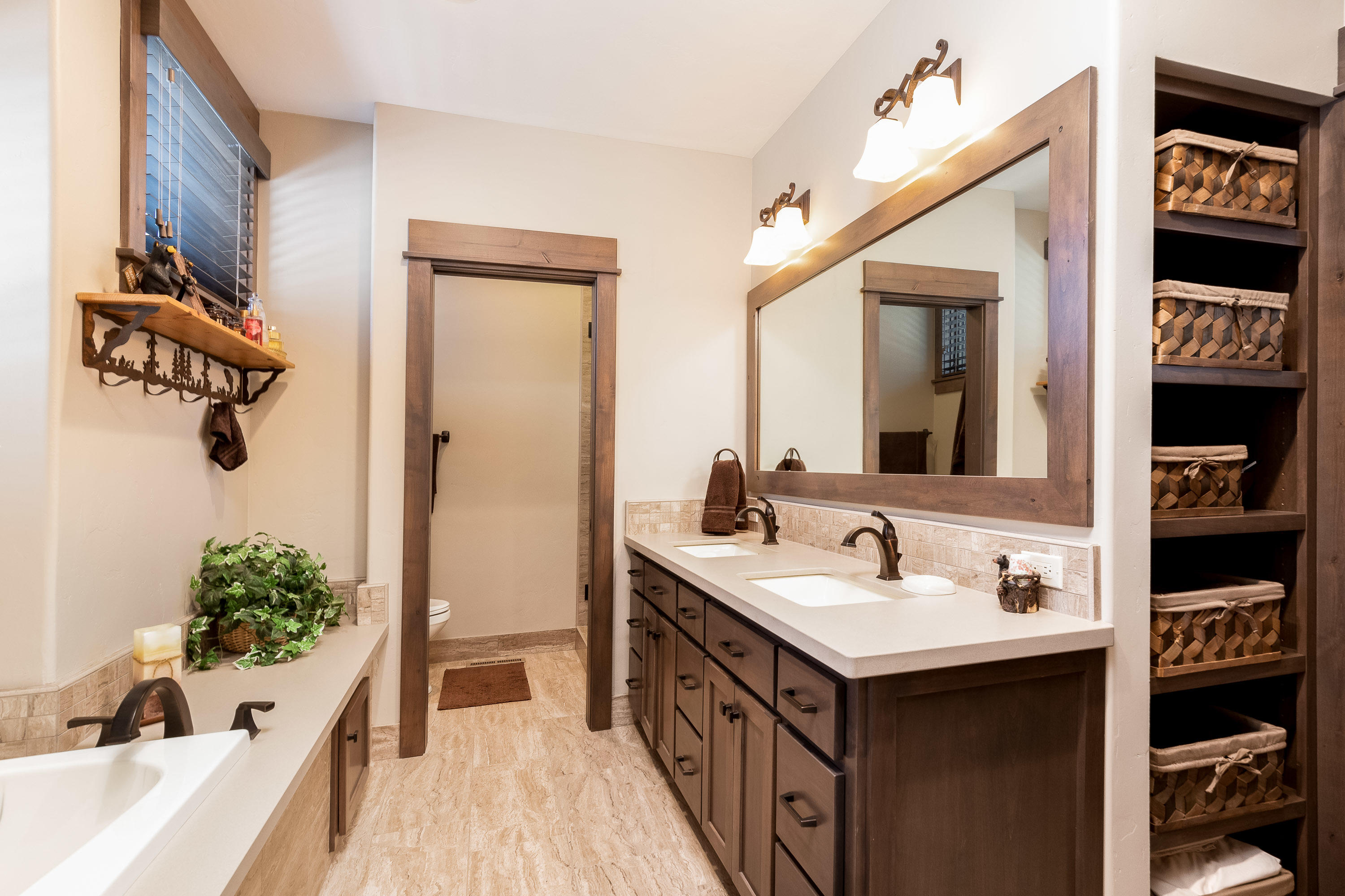 Fairway Point Villag - Residential