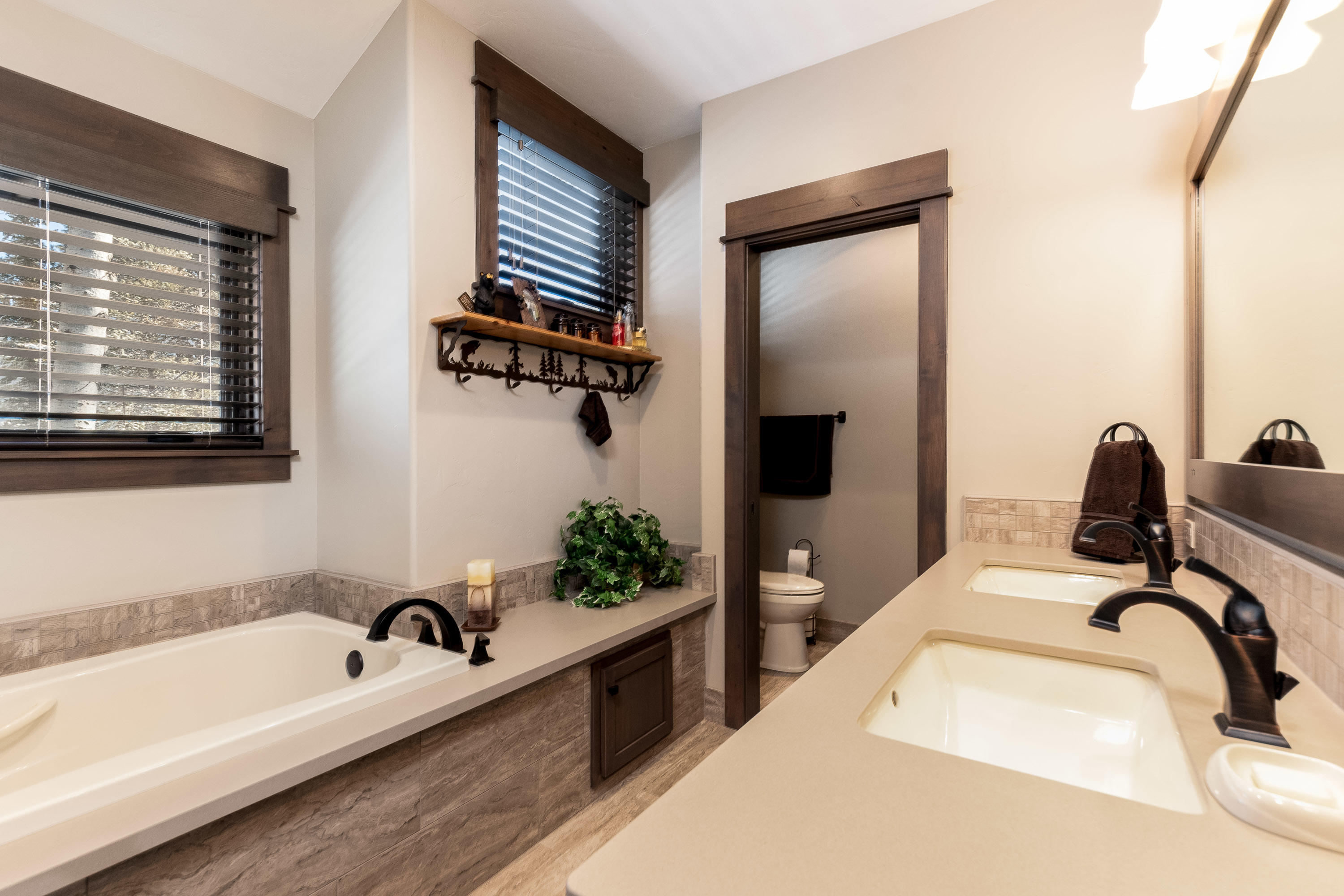 Fairway Point Villag - Residential