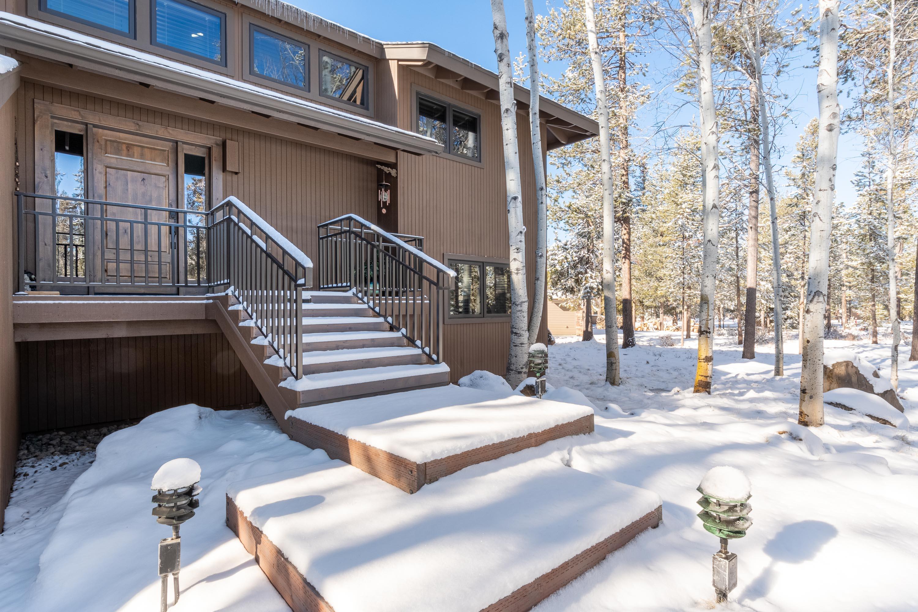 Fairway Point Villag - Residential