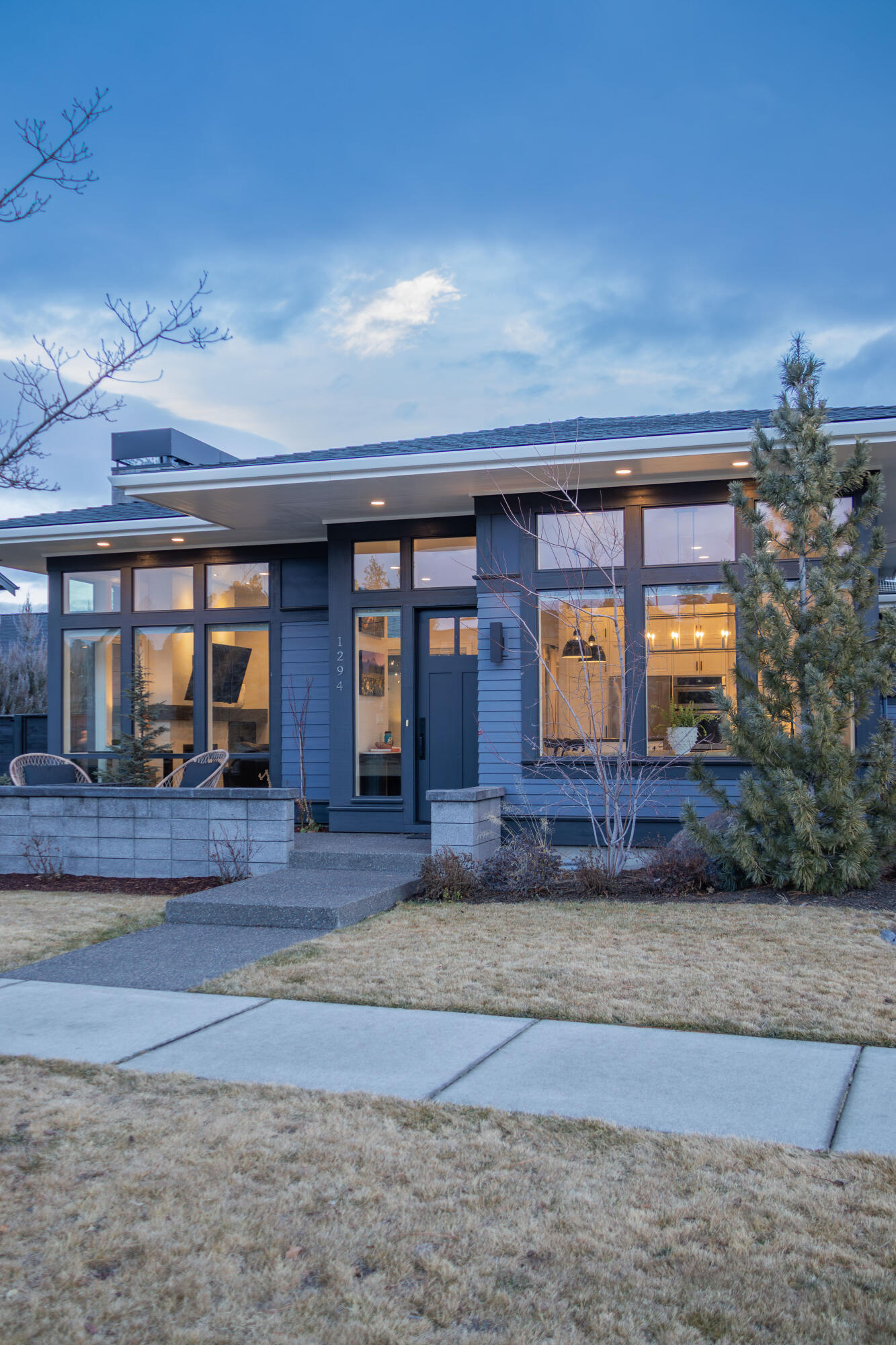 1294 NW Discovery Park Drive