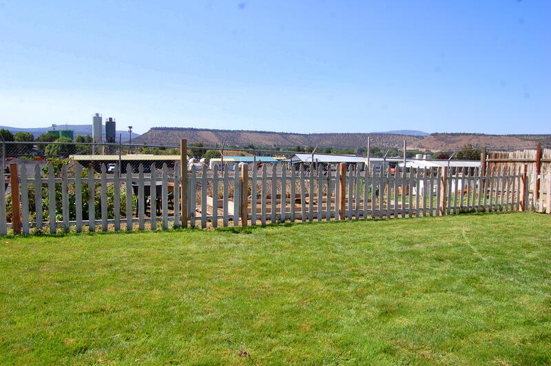 Hillcrest J - Residential