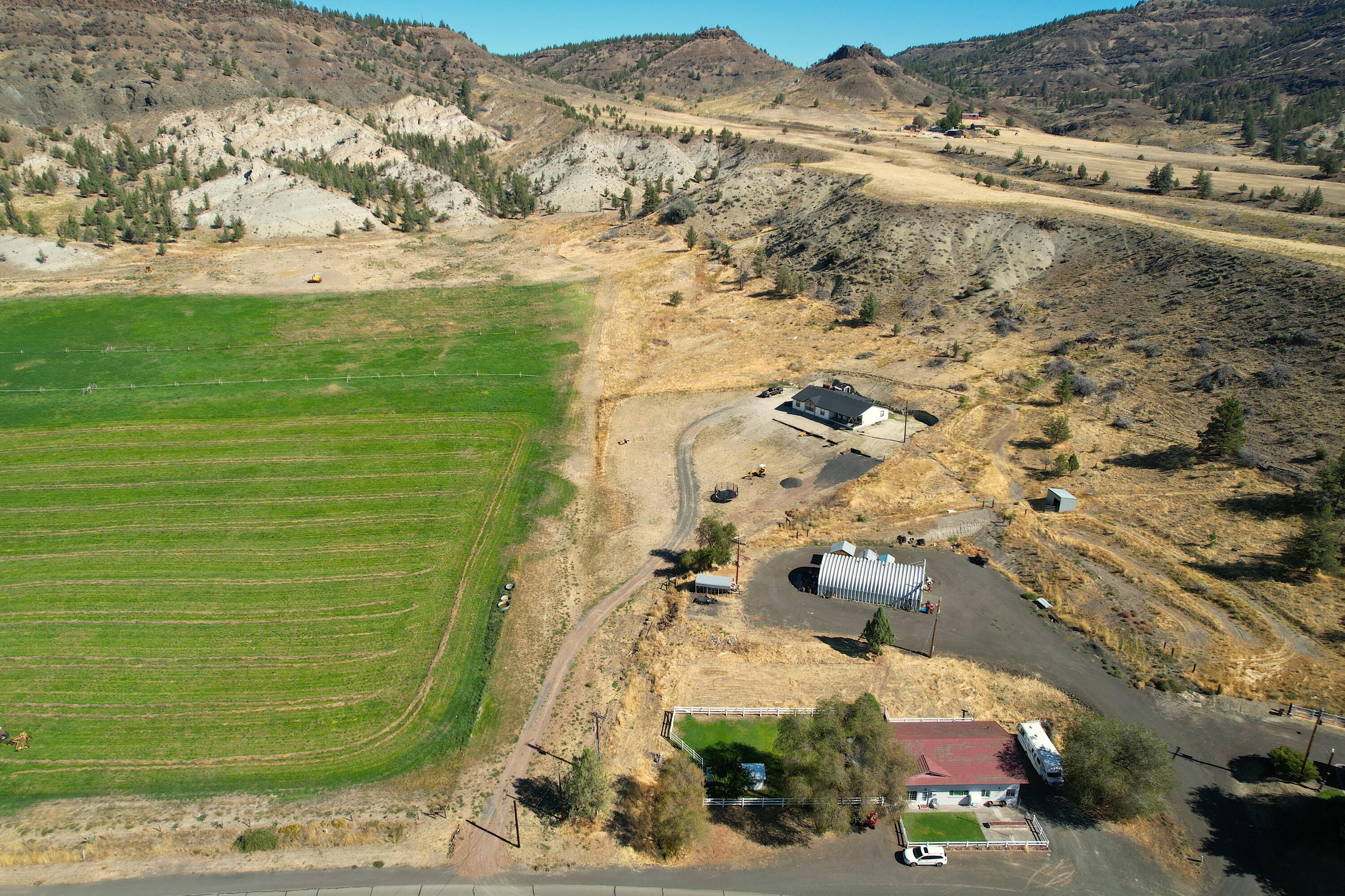 Town Of Spray - Land