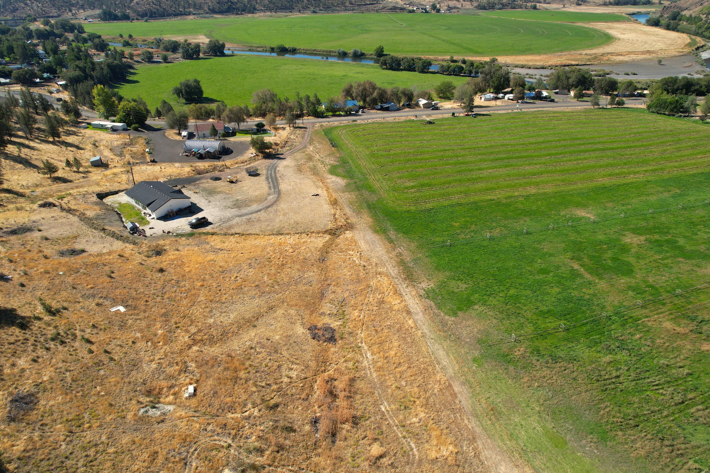 Town Of Spray - Land