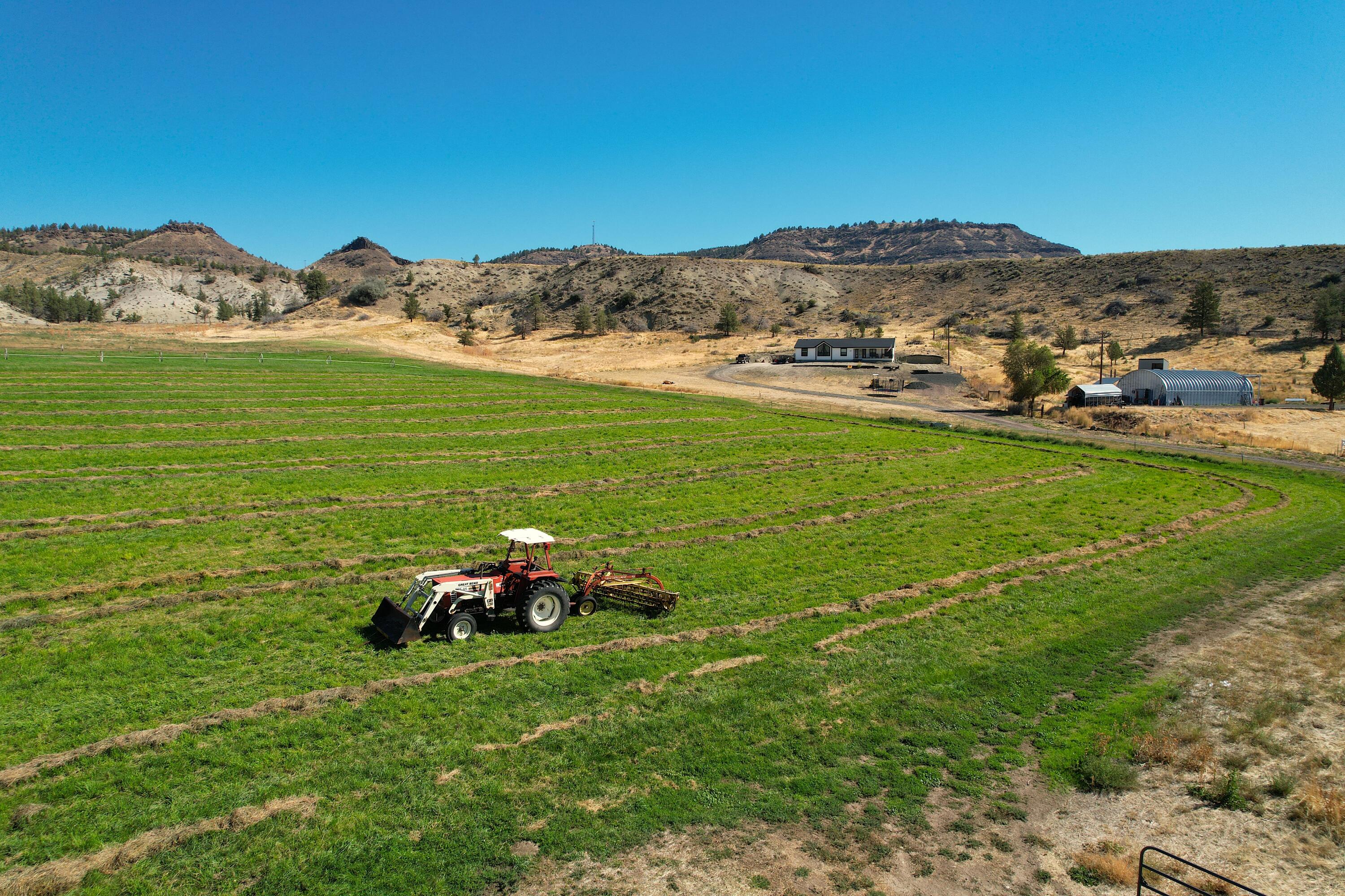 Town Of Spray - Land