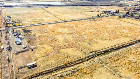 Tiny photo for 22111 HIghway 39 Hwy, Merrill, OR 97633 (MLS # 220212841)