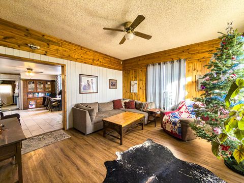 Tiny photo for 22111 HIghway 39 Hwy, Merrill, OR 97633 (MLS # 220212841)