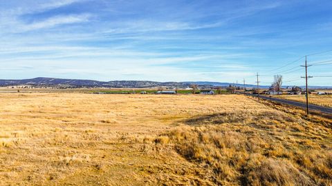 Tiny photo for 22111 HIghway 39 Hwy, Merrill, OR 97633 (MLS # 220212841)