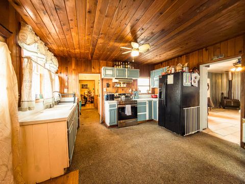 Tiny photo for 22111 HIghway 39 Hwy, Merrill, OR 97633 (MLS # 220212841)