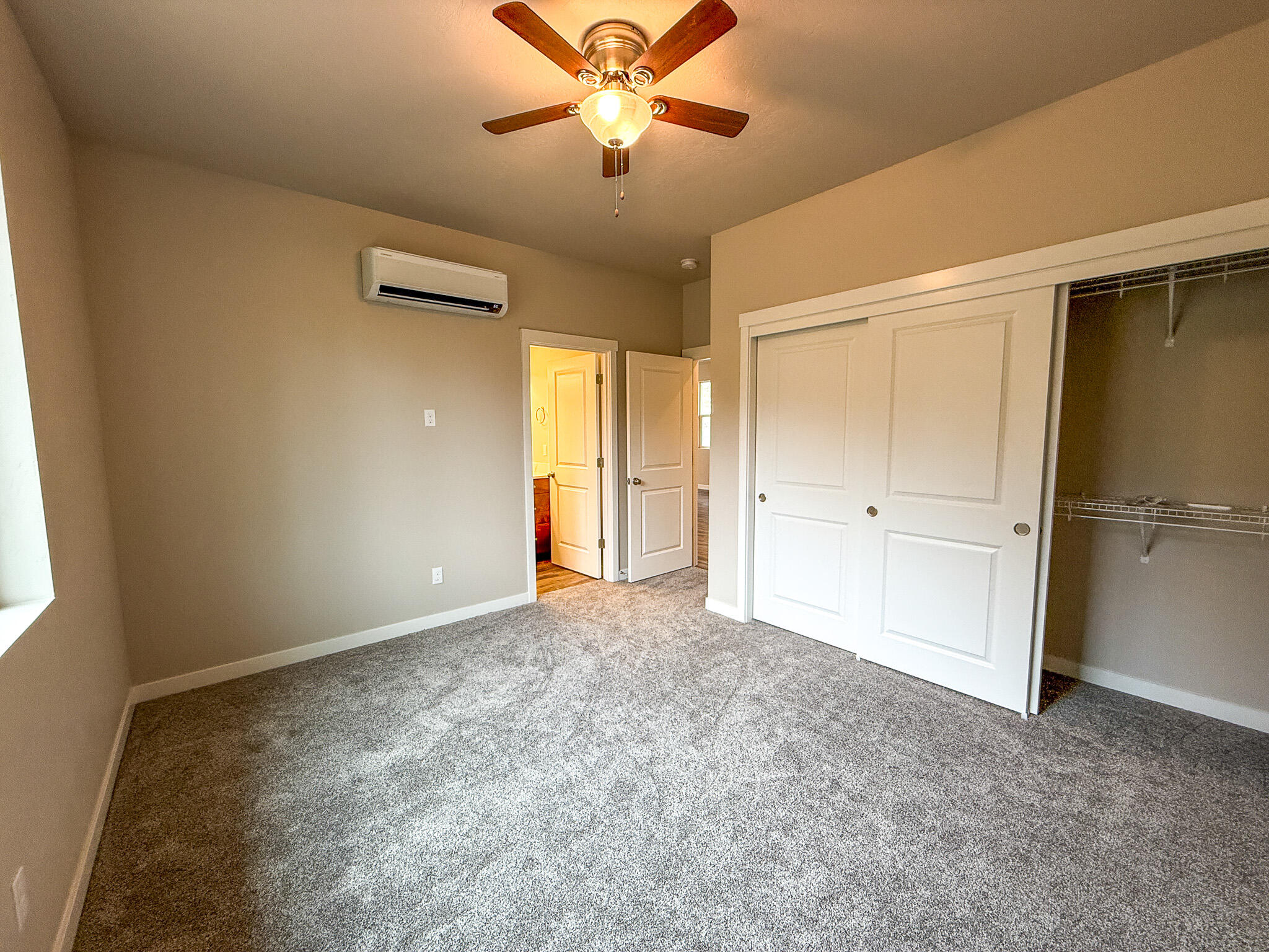 Golden Horseshoe - Residential