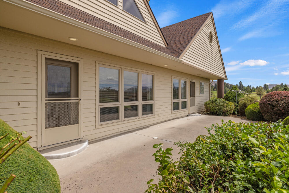 Shield Crest - Residential