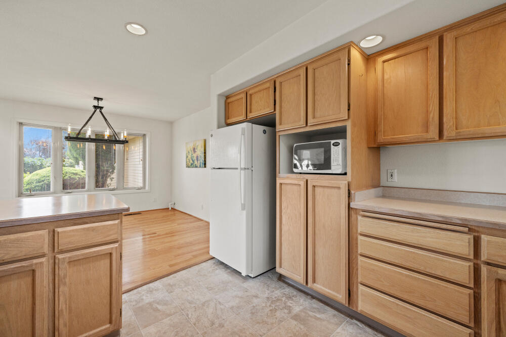 Shield Crest - Residential