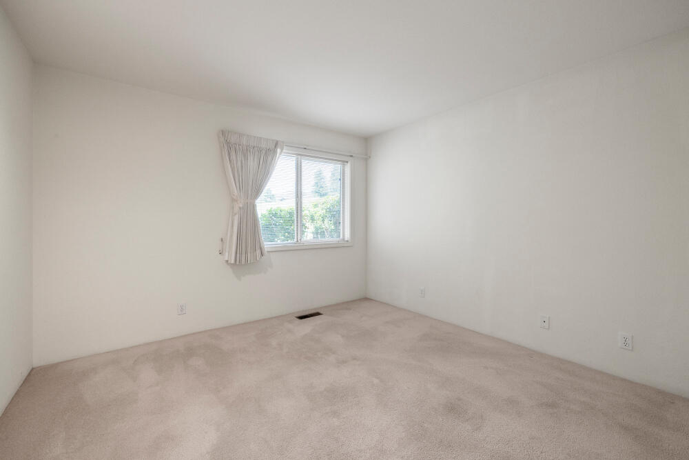 Shield Crest - Residential