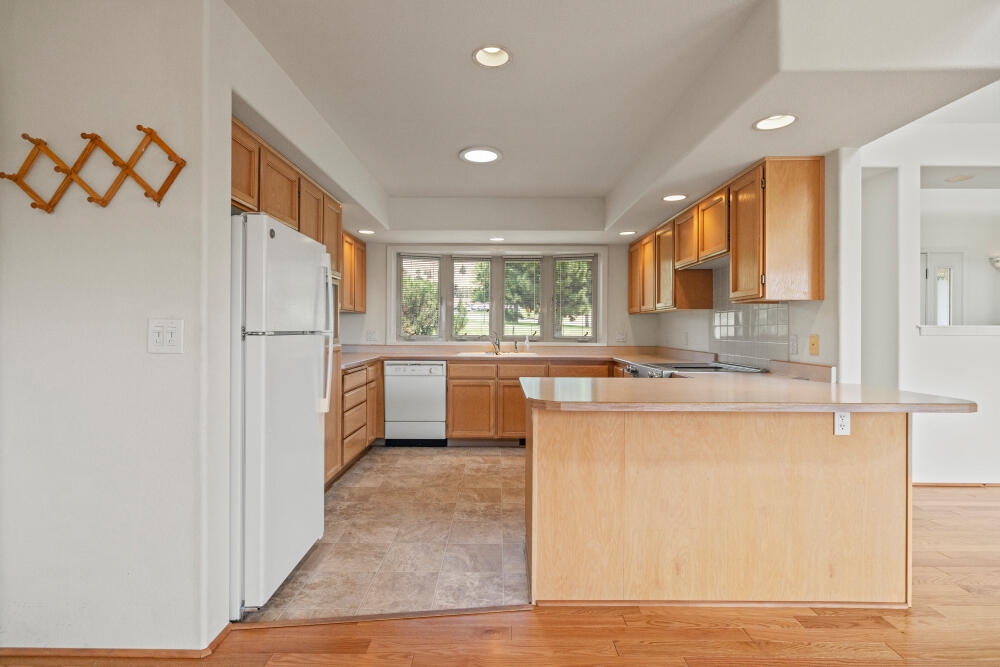 Shield Crest - Residential