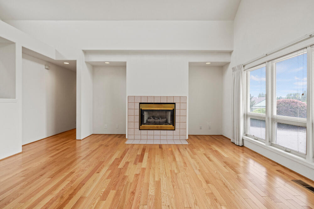 Shield Crest - Residential