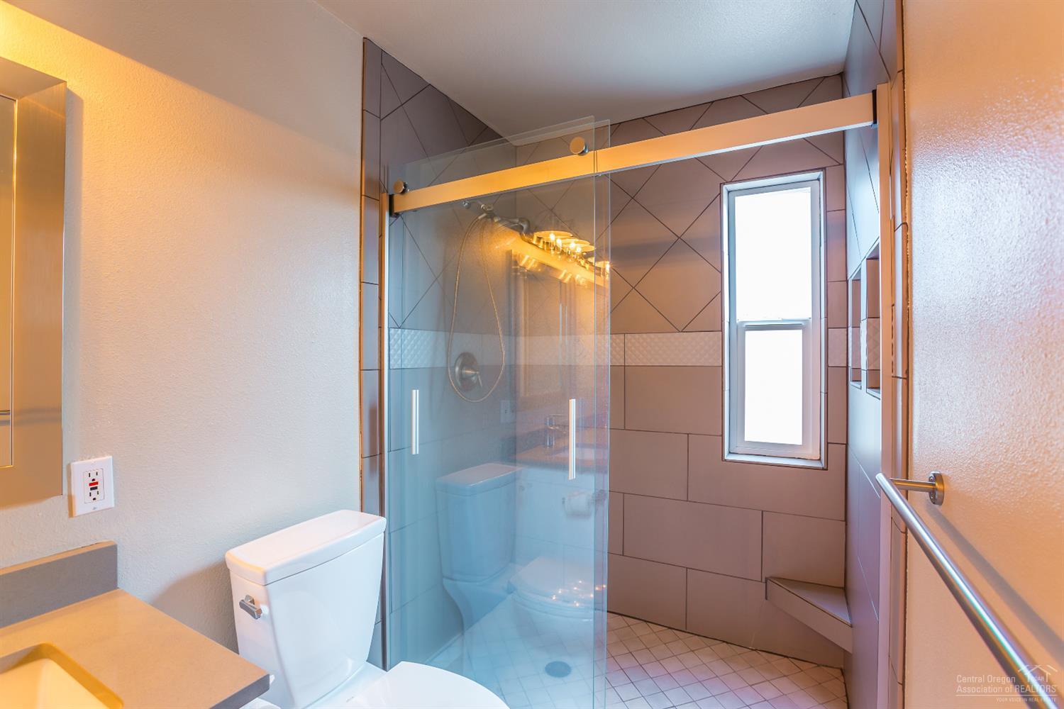 Bonne Home - Residential