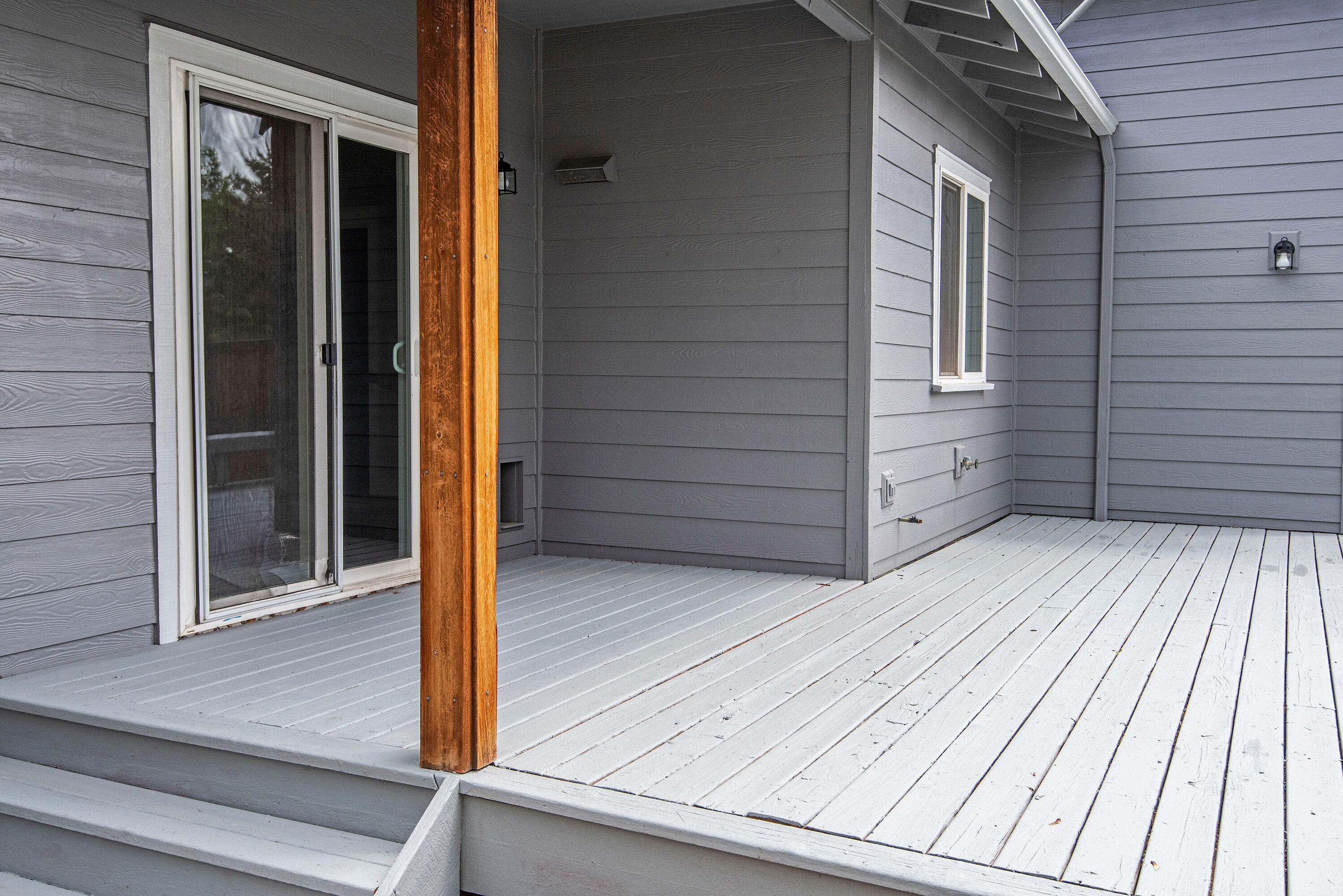 Oak Tree - Residential