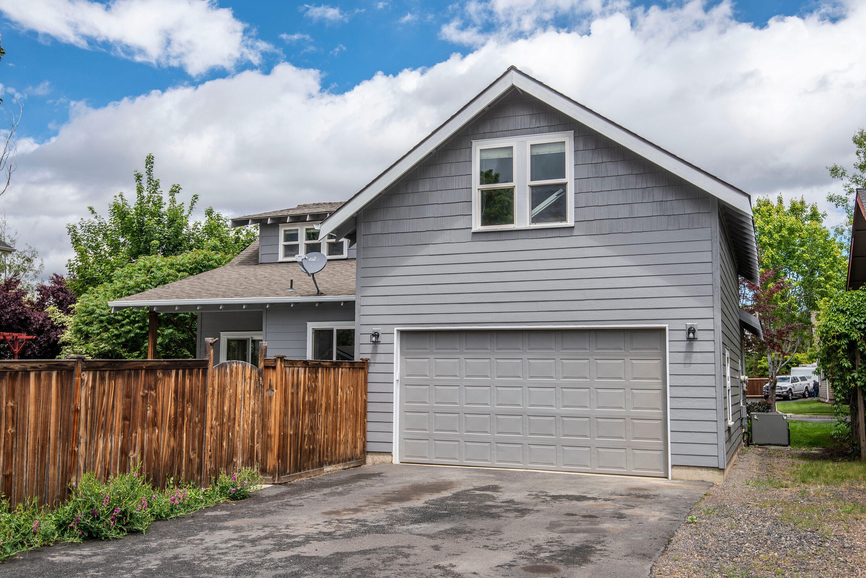 Oak Tree - Residential