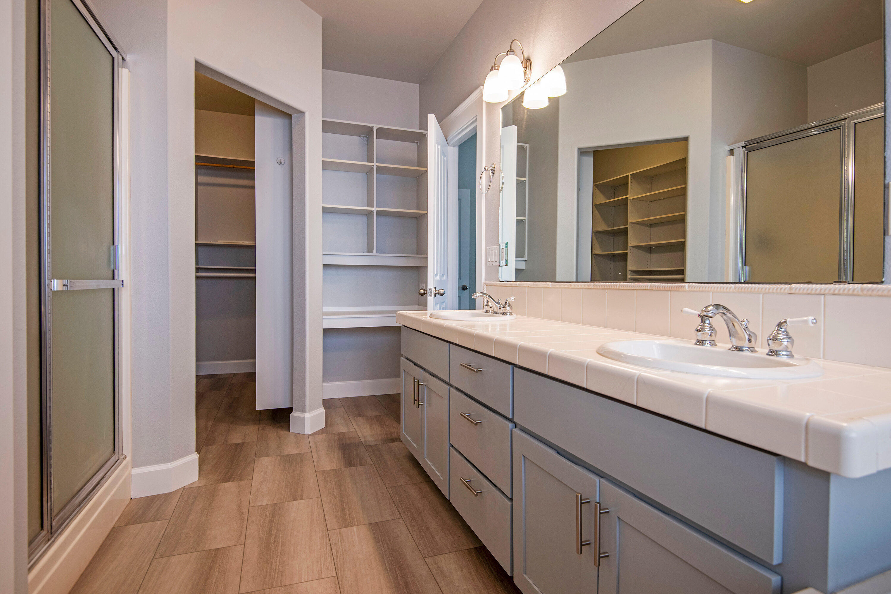 Oak Tree - Residential