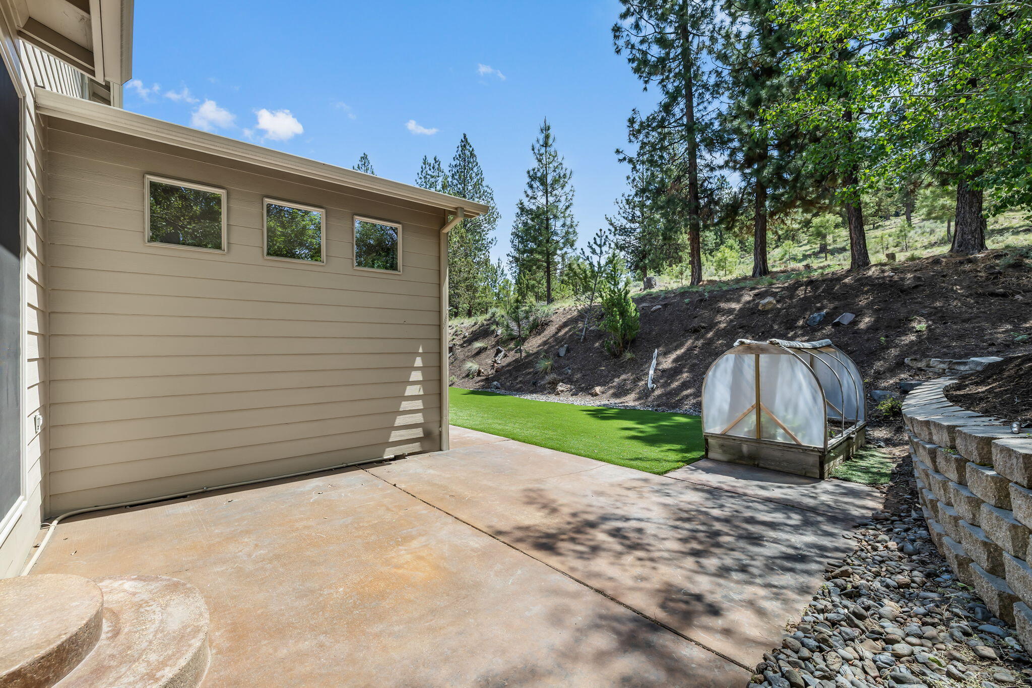 Skyliner Summit - Residential