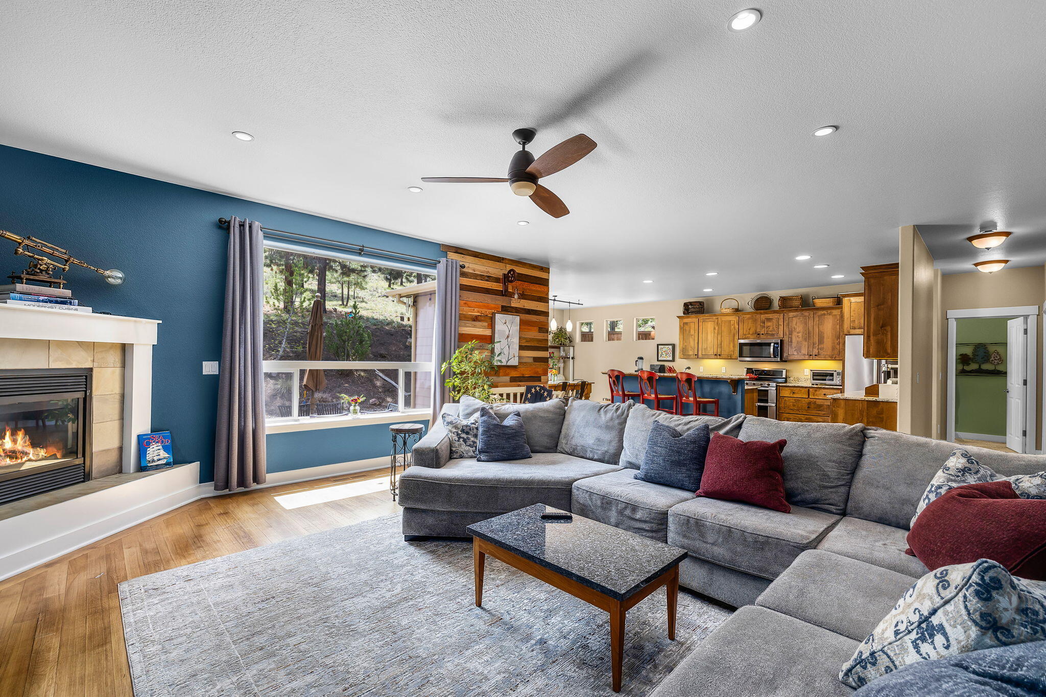 Skyliner Summit - Residential