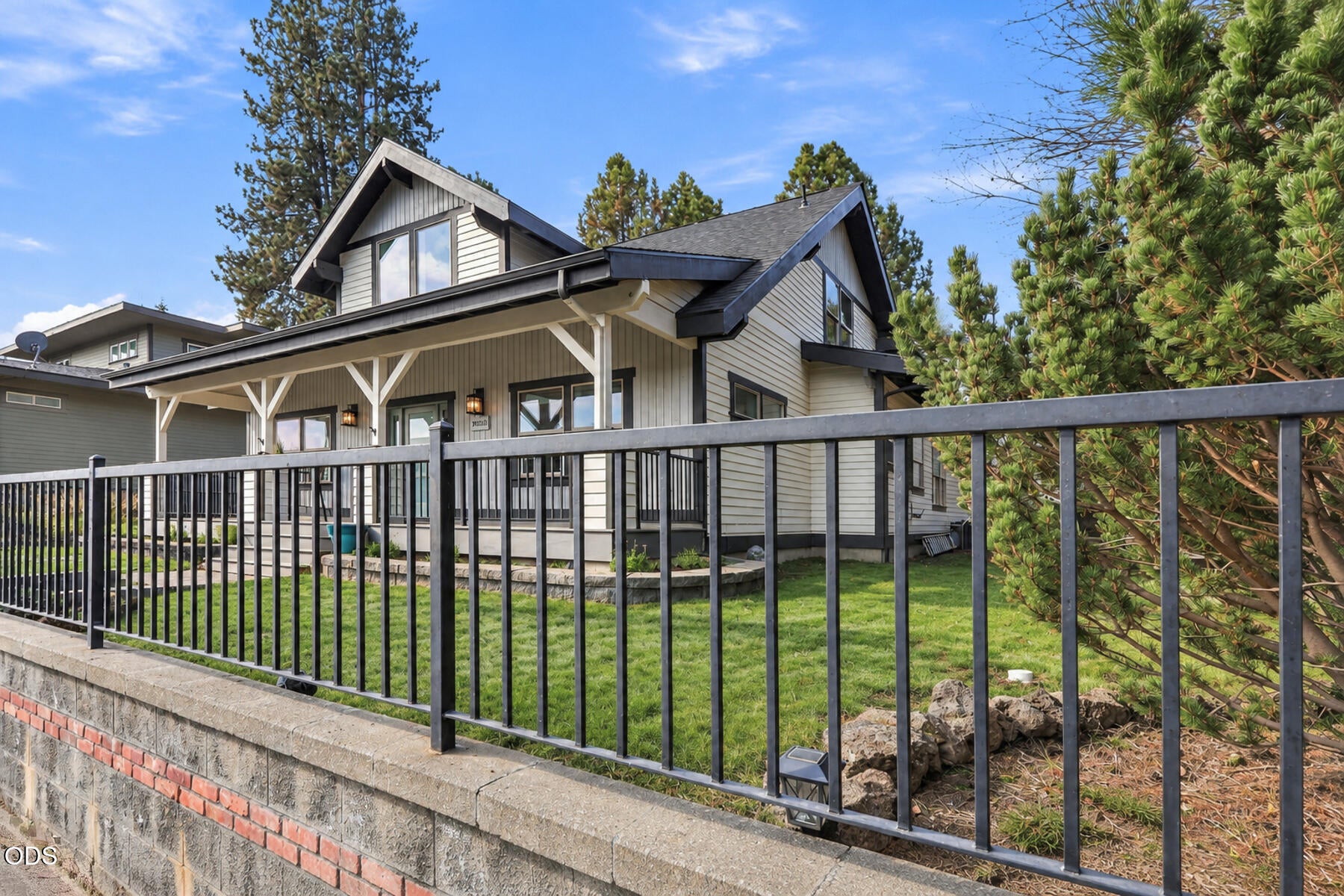 2405 NW Skyline Ranch Road