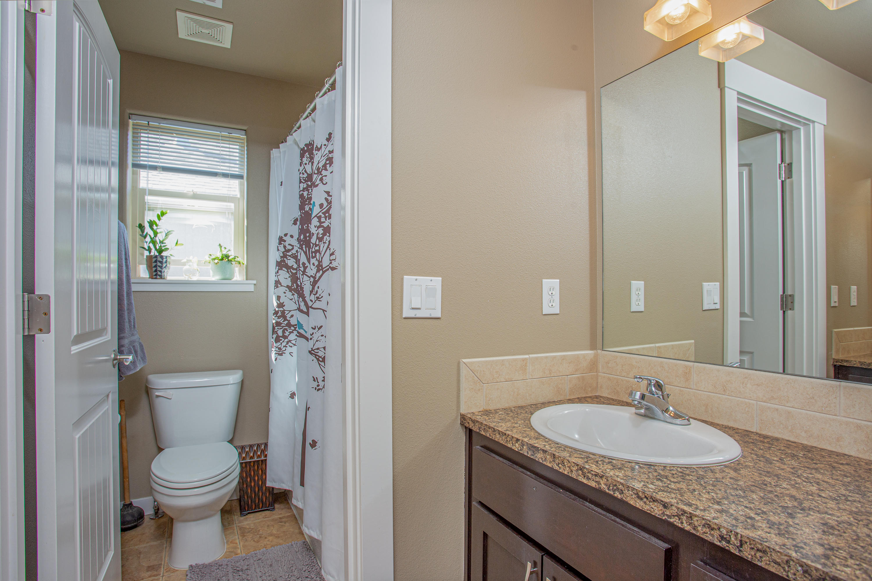 27th Street Crossing - Residential