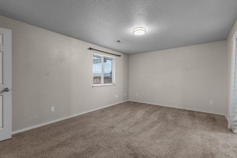 Tiny photo for 485 SE Ponderosa Drive, Madras, OR 97741 (MLS # 220213961)