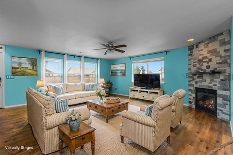 Photo of 485 SE Ponderosa Drive, Madras, OR 97741 (MLS # 220213961)