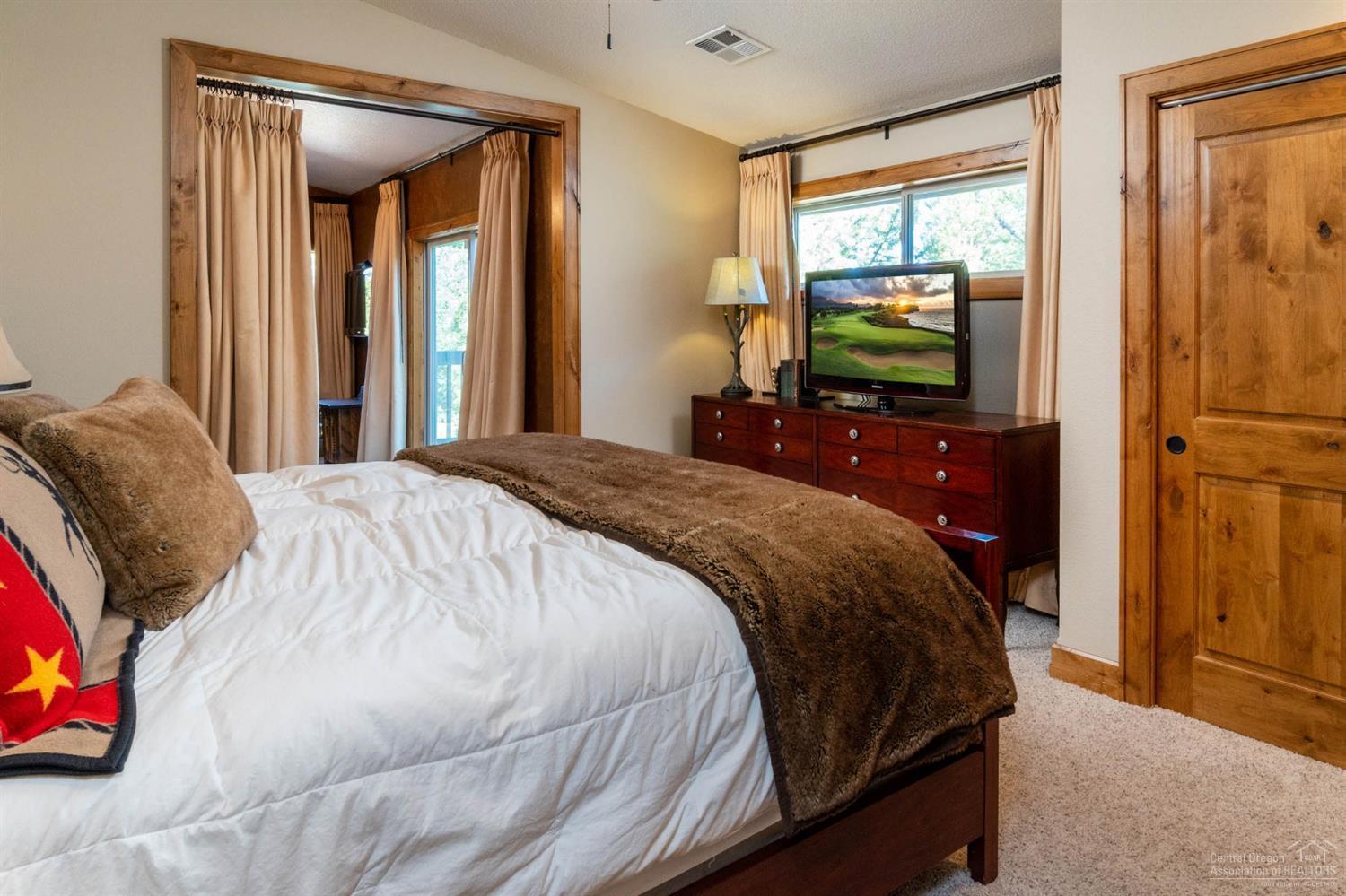 Fairway Crest Village - Residential