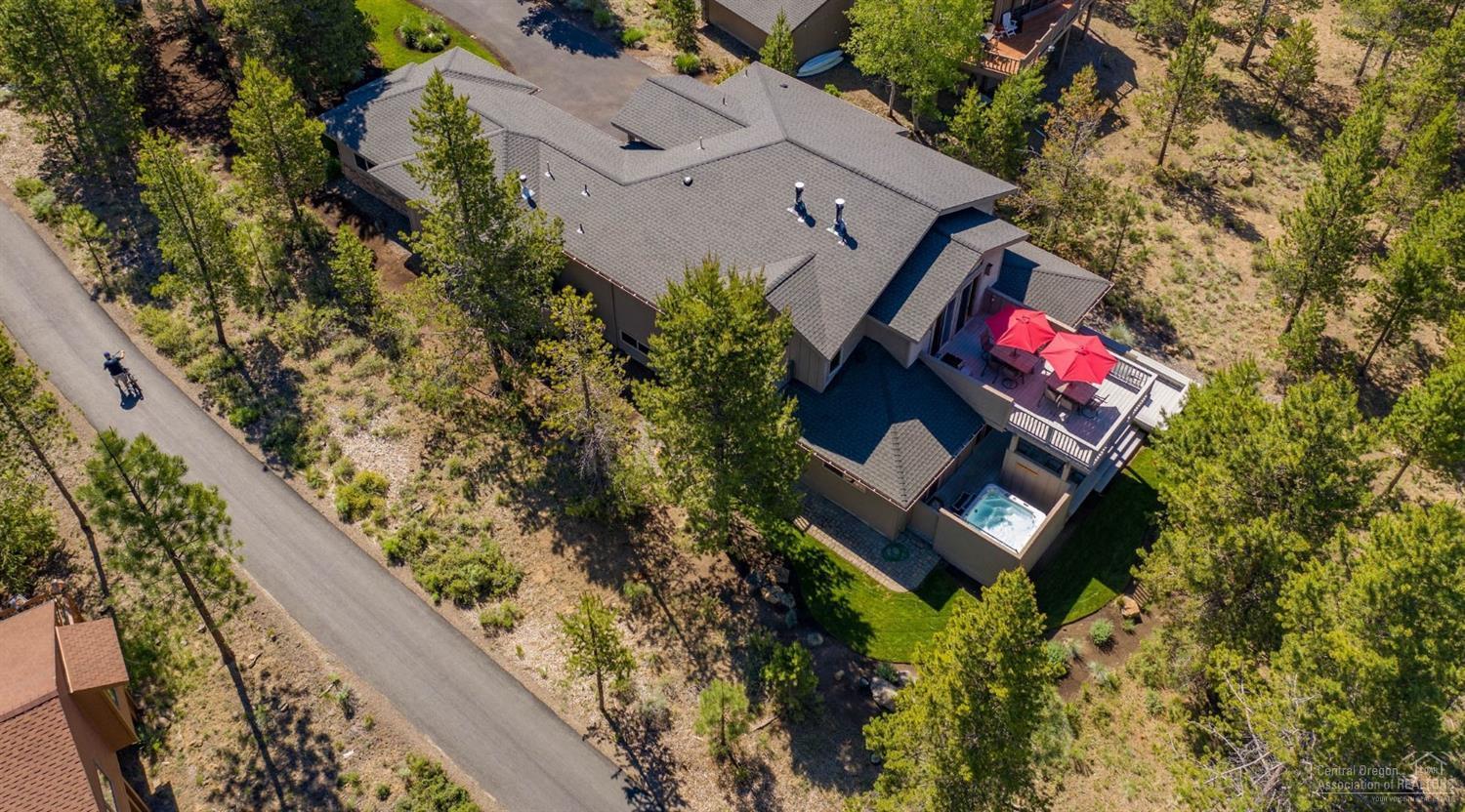 Fairway Crest Village - Residential