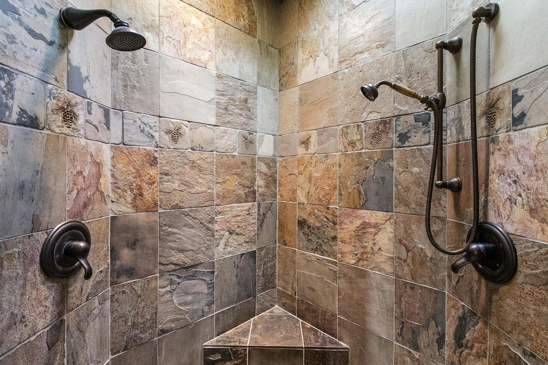 Three Pines - Residential