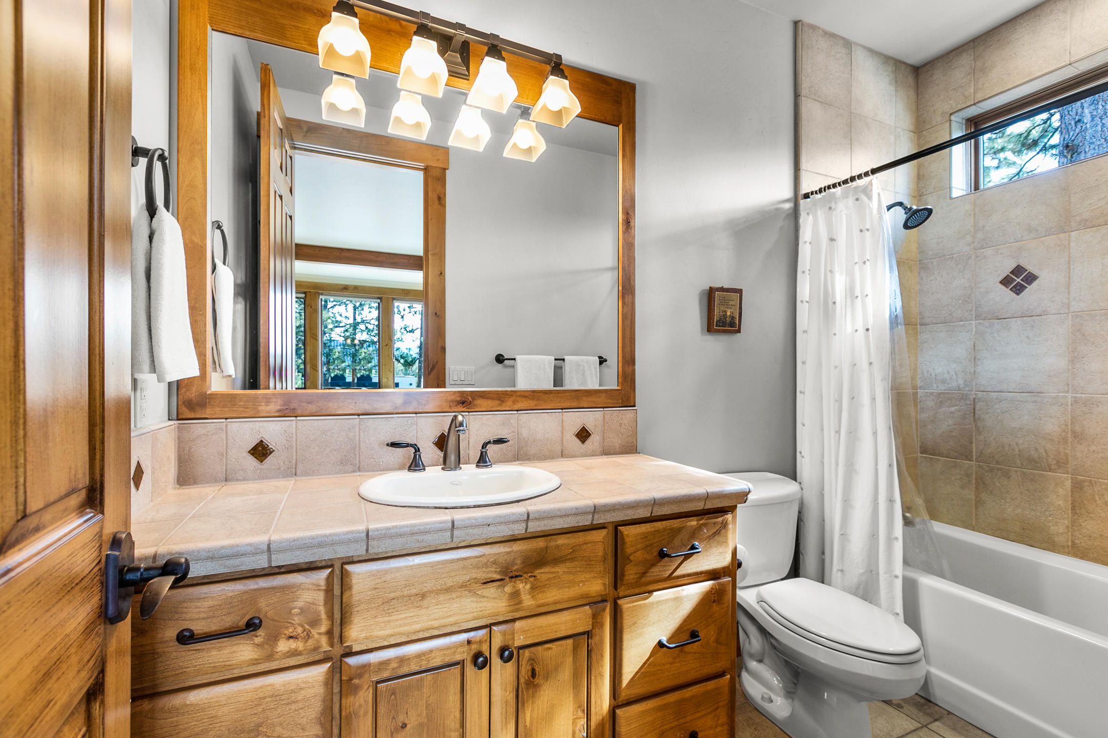 Three Pines - Residential