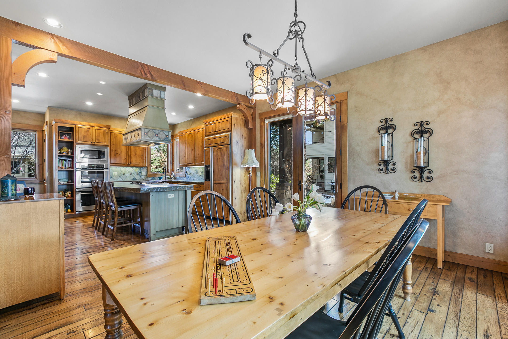 Three Pines - Residential