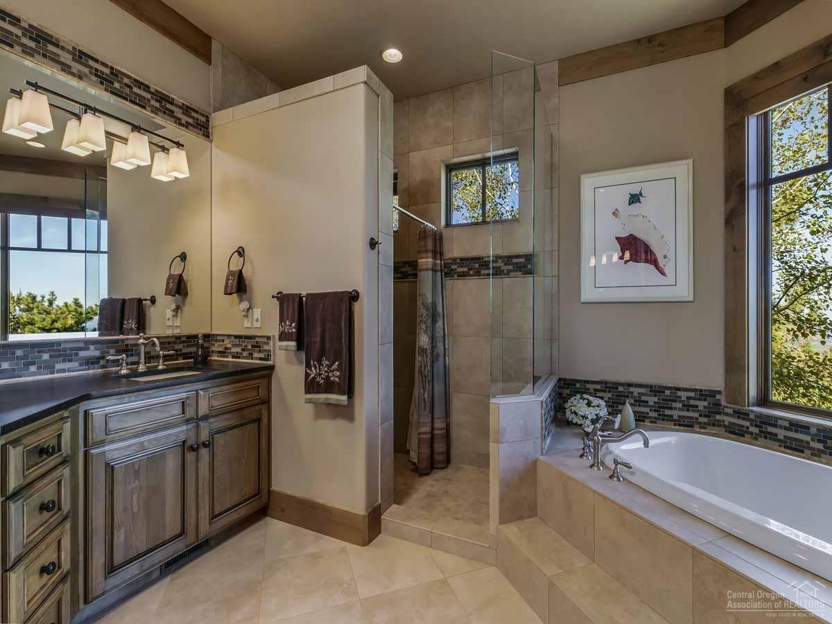 Awbrey Butte - Residential