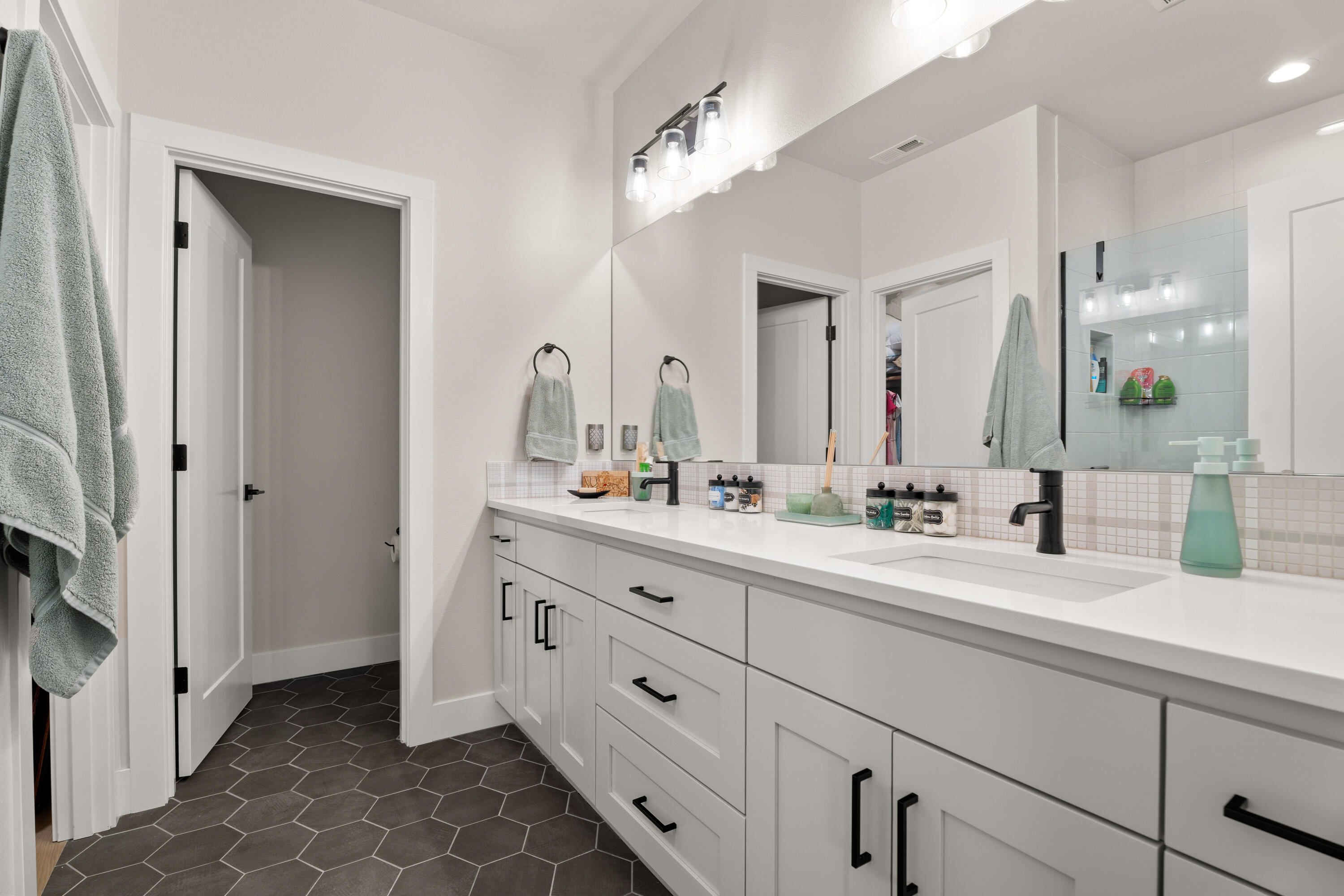 Grand Meadow - Residential