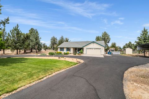 5745 NW Zamia Avenue Redmond OR 97756